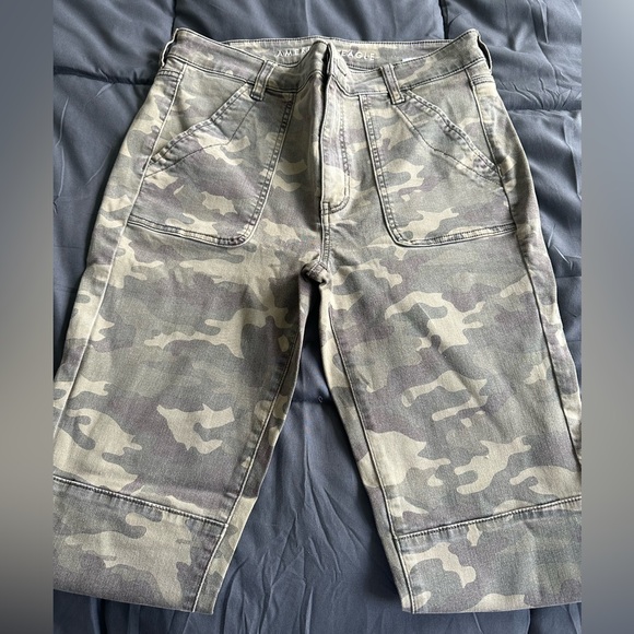 American Eagle camouflage super stretch high rise jeggings - Picture 3 of 5